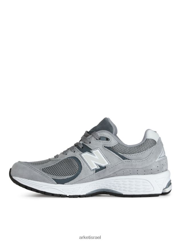 ARKET מאמני new balance 2002r אָפוֹר נָשִׁים 4TL8F669 הַנעָלָה