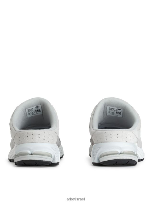 ARKET new balance 2002r פרדות אפור/חפרפרת/לבן נָשִׁים 4TL8F671 הַנעָלָה