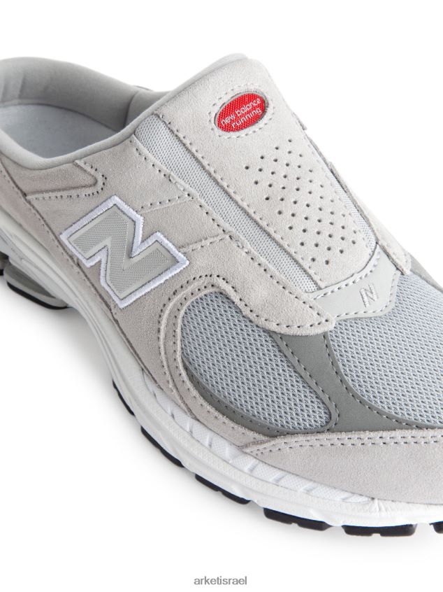 ARKET new balance 2002r פרדות אפור/חפרפרת/לבן נָשִׁים 4TL8F671 הַנעָלָה