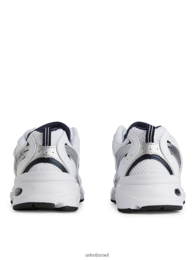 ARKET מאמנים של new balance 530 לבן/אינדיגו נָשִׁים 4TL8F655 הַנעָלָה